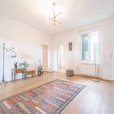 Bright Apartment A Few Steps From Via Garibaldi Genua Exterior foto