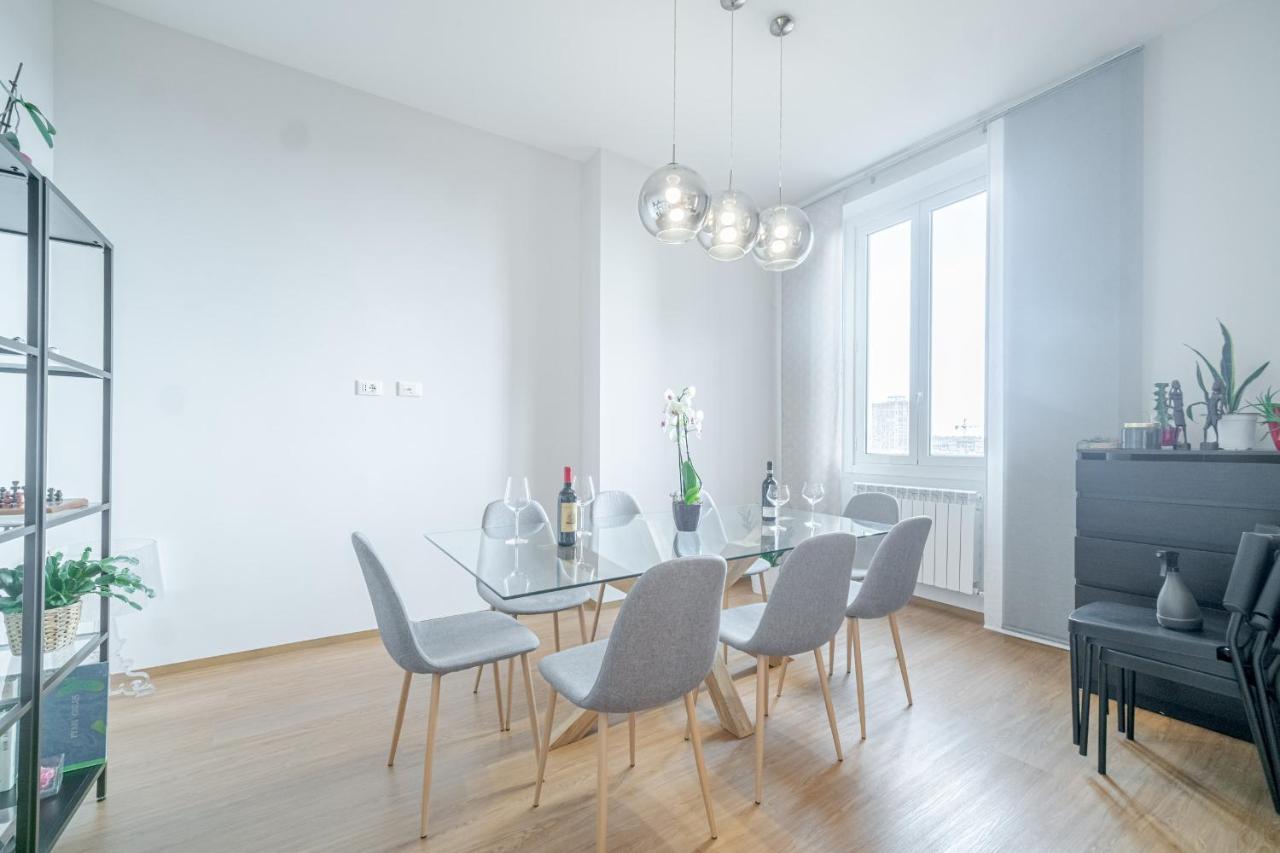 Bright Apartment A Few Steps From Via Garibaldi Genua Exterior foto