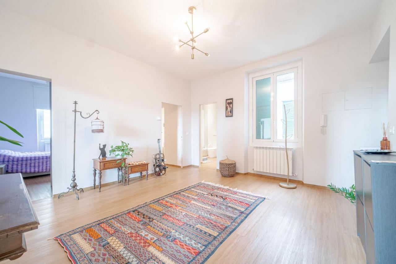 Bright Apartment A Few Steps From Via Garibaldi Genua Exterior foto